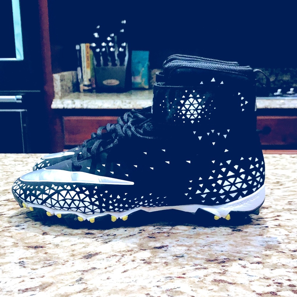Nike Athletic HiTop Cleats